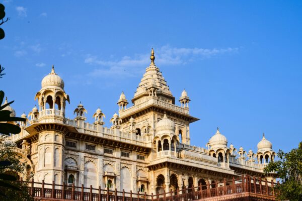 Swaminarayan Akshardham Temple Jodhpur – Peaceful Jaswant Thada Marble Memorial