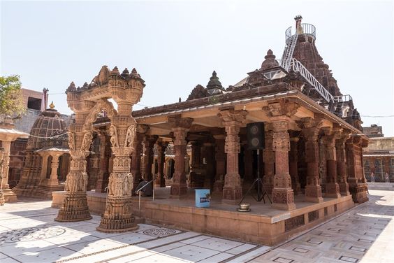 Mahavir Swami Jain Temple, Jalore