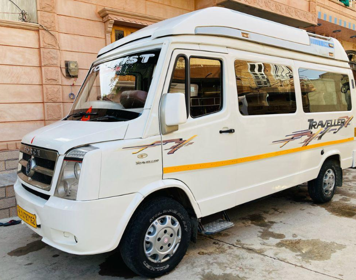 best tempo traveller