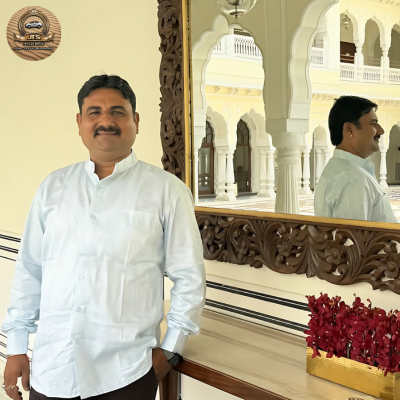 Founder of JTS Cab – Visionary Behind Trusted Travel Services